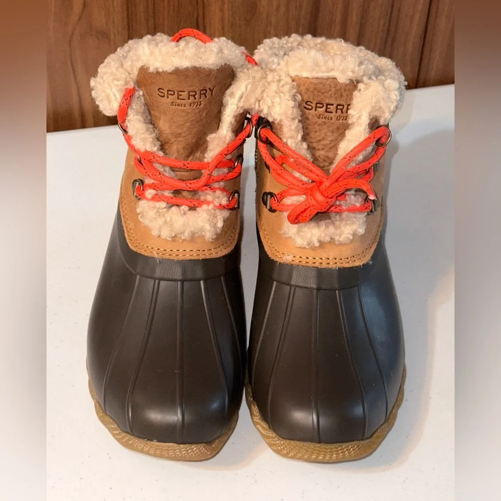 NWT. Sperry Women's Saltwater Alpine Snow Boot, Tan, Size 9.5 - Picture 2 of 12